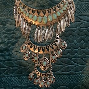 Lucky Brand Feather statement necklace